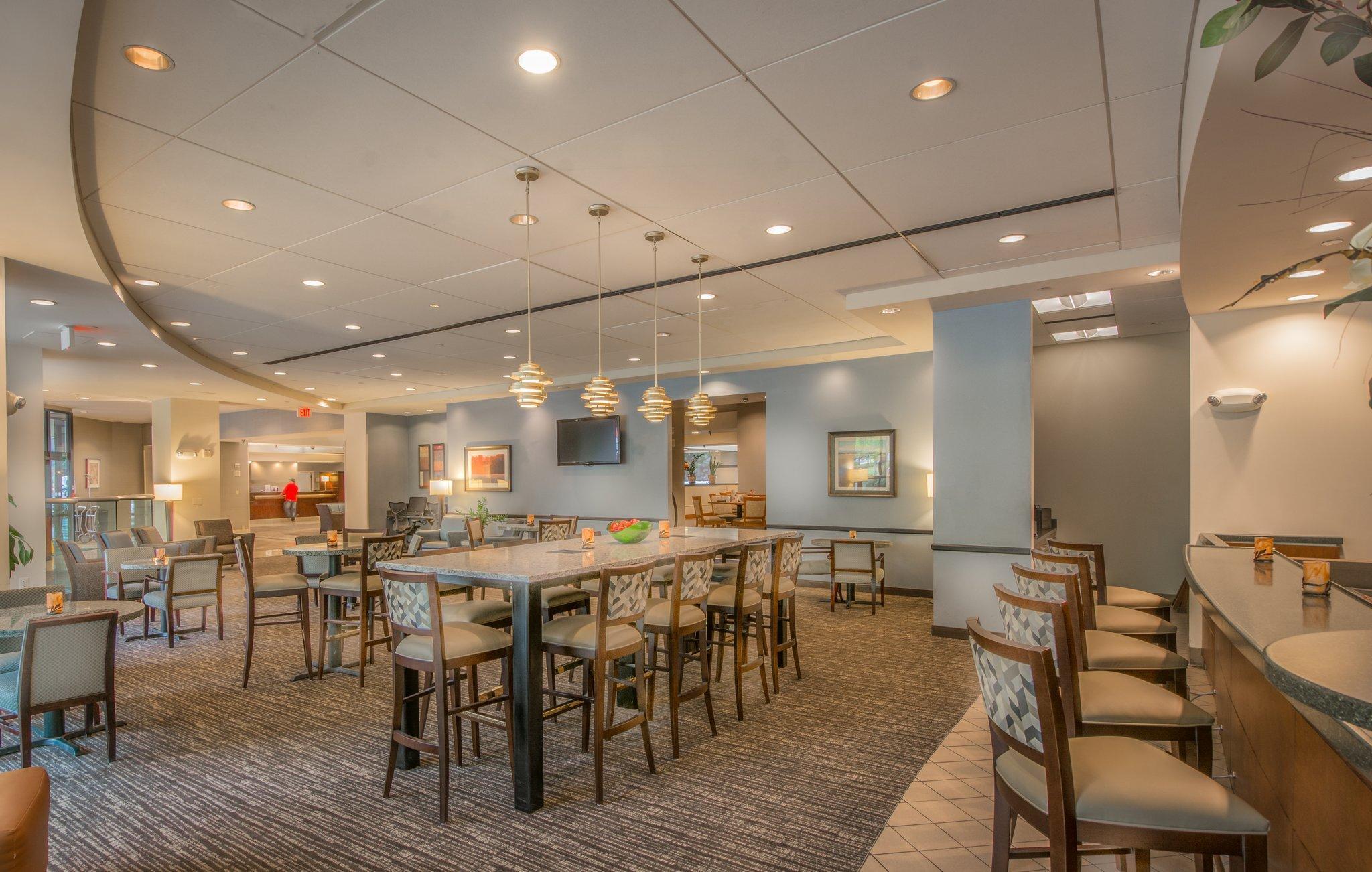 Holiday Inn Arlington At Ballston By Ihg Exterior photo