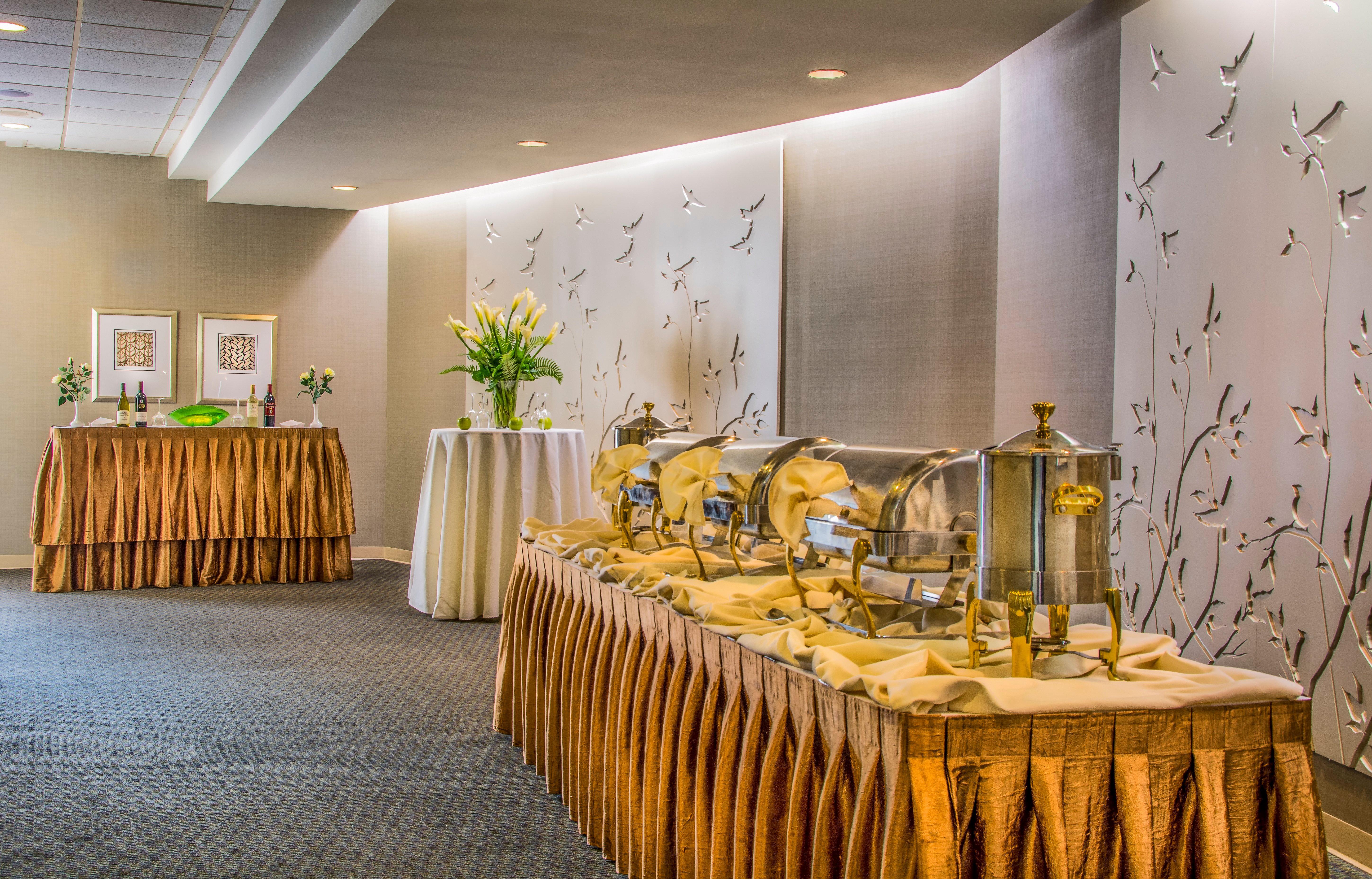 Holiday Inn Arlington At Ballston By Ihg Exterior photo